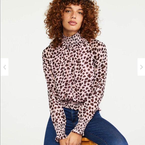 Ann Taylor Sz L ANIMAL PRINT SMOCKED CHIFFON TOP - Picture 1 of 3